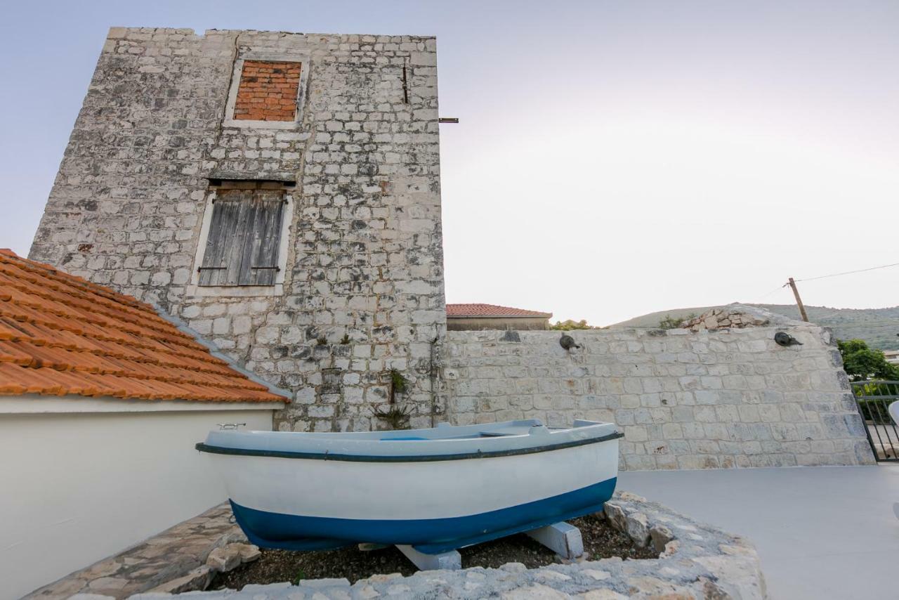 Seaside Villa Mia Trogir Exteriör bild