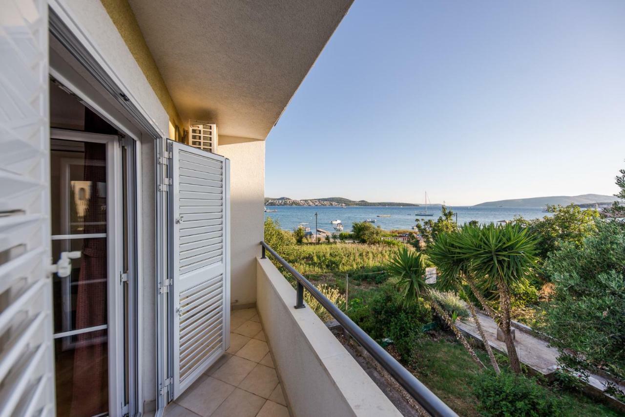 Seaside Villa Mia Trogir Exteriör bild