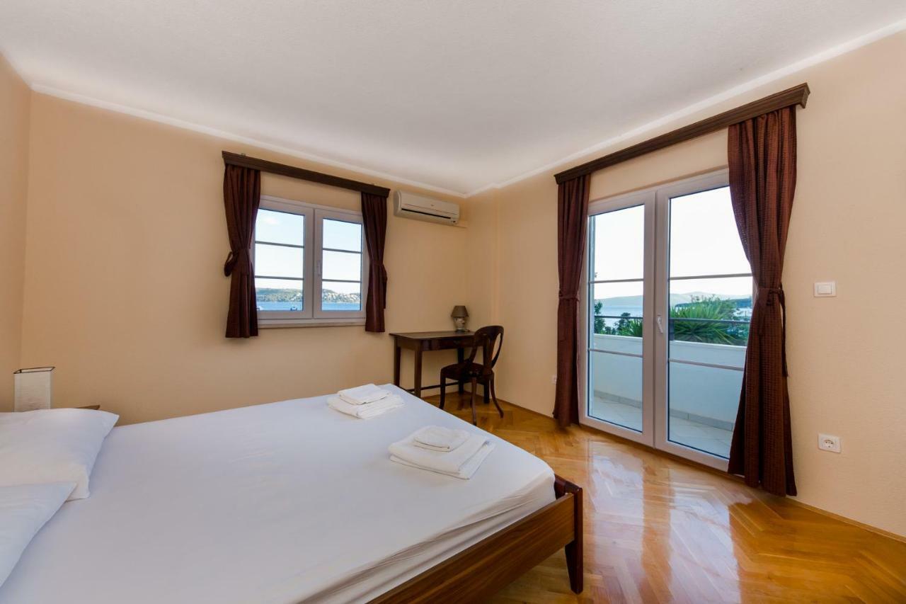 Seaside Villa Mia Trogir Exteriör bild